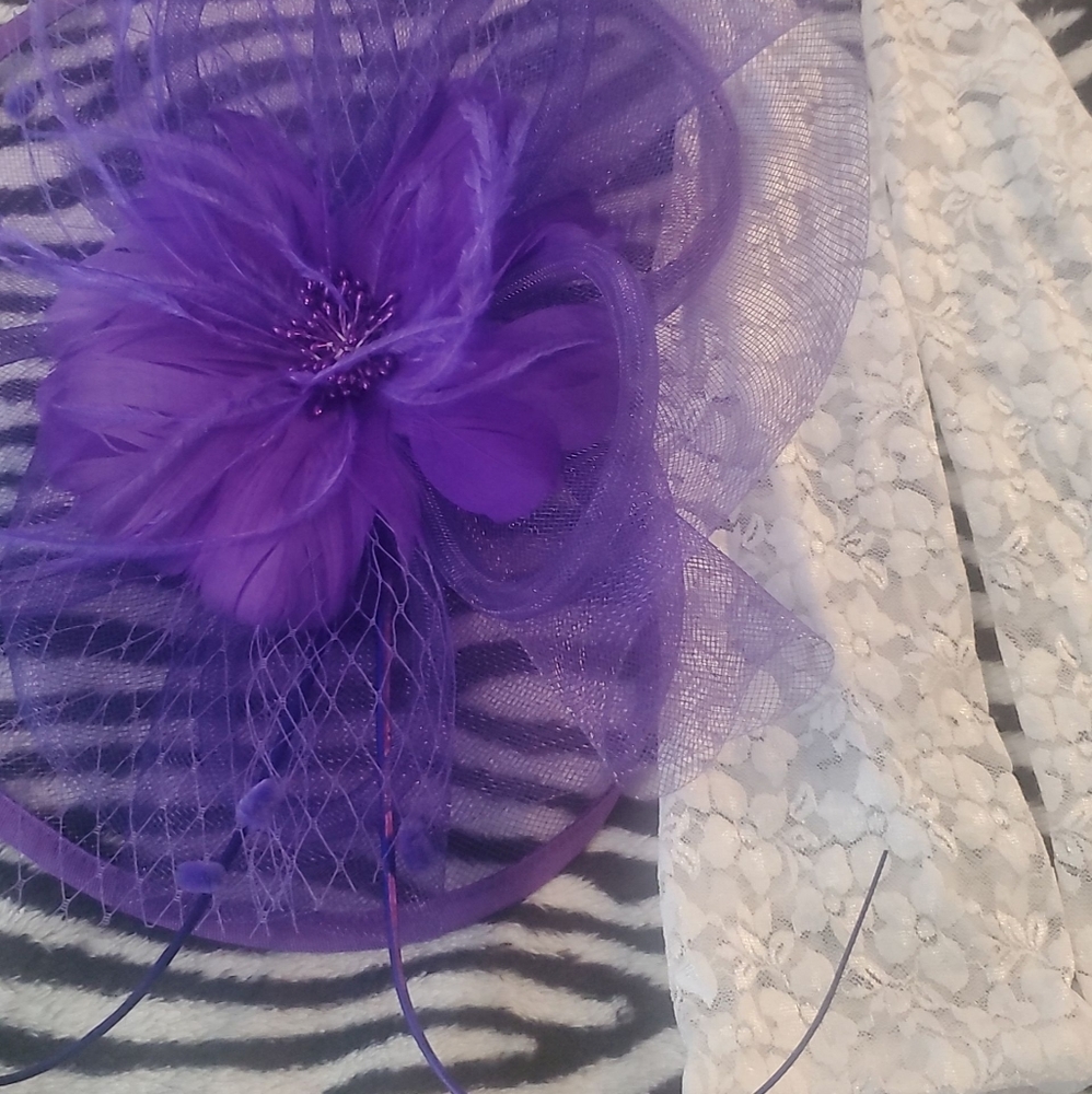 Purple Fascinatior and white lace gloves